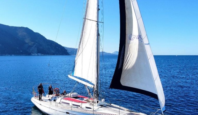 Marechiaro Sailing Yacht Amalfi & Sorrento Coast