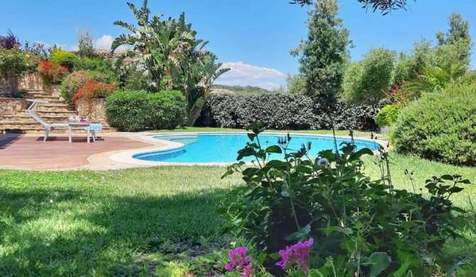 Villa Boungainvillea - Il vero lusso nella Sardegna incontaminata a pochi passi dal mare