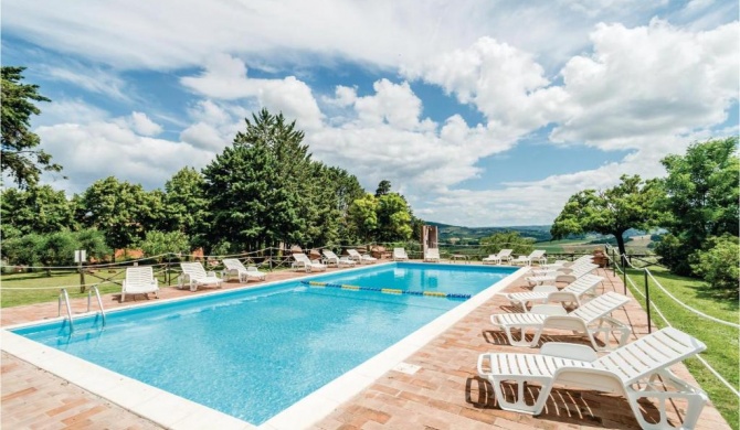 Amazing apartment in Castiglione d,Lago PG with 2 Bedrooms, WiFi and Outdoor swimming pool