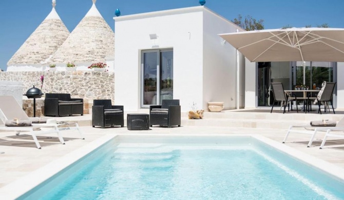 TM INVEST : TRULLI PANORAMIX (Nature, style and private pool)
