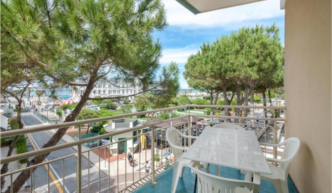 Awesome apartment in Cattolica with WiFi