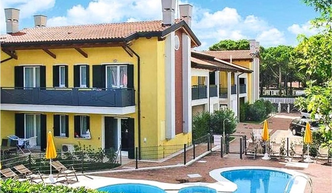 Awesome apartment in Cavallino-Treporti with 2 Bedrooms, WiFi and Outdoor swimming pool