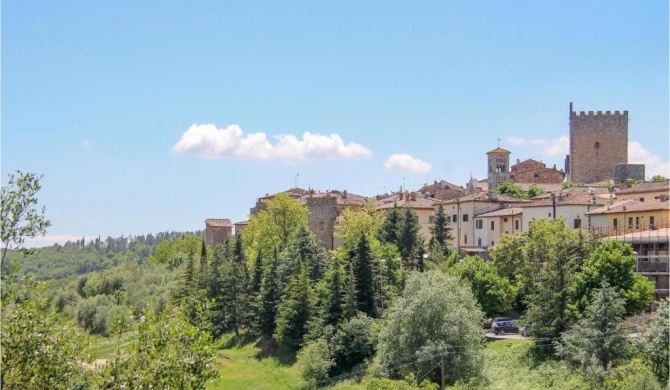 Stunning apartment in Castellina in Chianti with WiFi and 2 Bedrooms